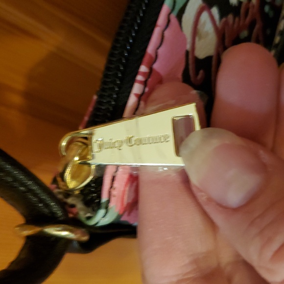 NWOT Juicy Small Floral Crossbody Purse With Bow Black & Pink - Picture 5 of 15